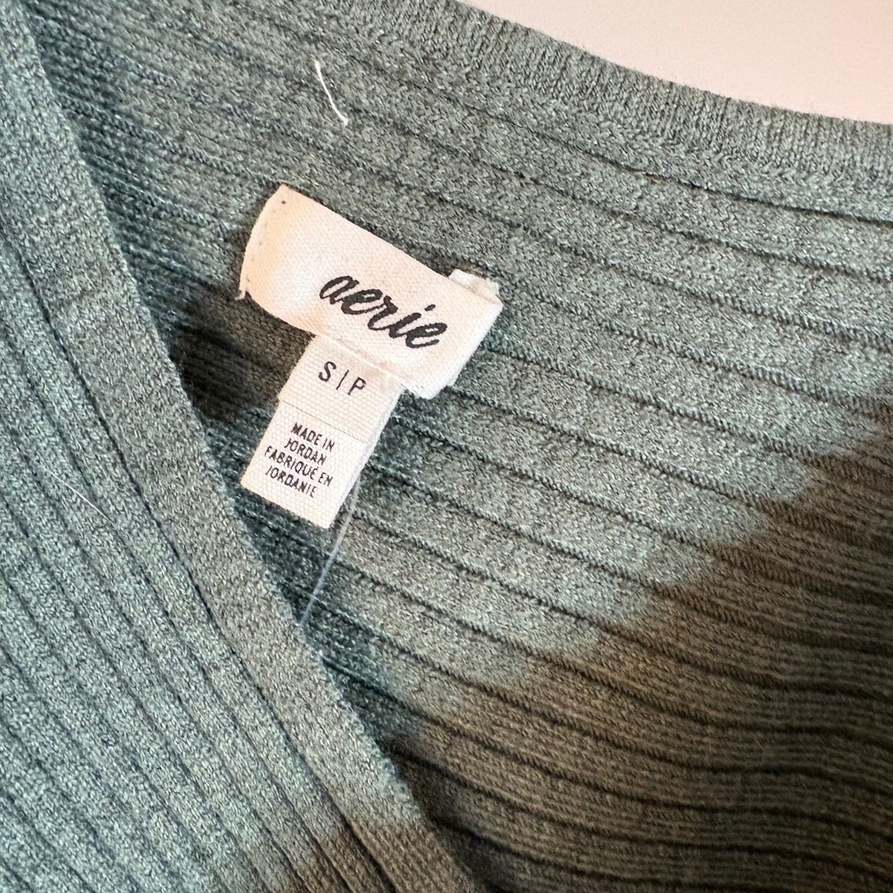 Aerie Ribbed Wrap Tank Top Women Size S Green Surplice Cropped Cami Boho NWT - Picture 8 of 8